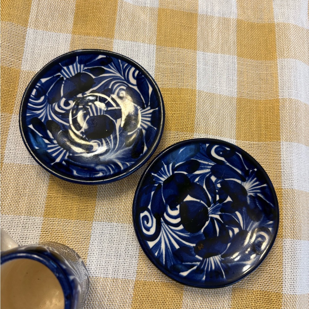 Mexican painted espresso cups and saucers - set of two - Picture 3 of 6